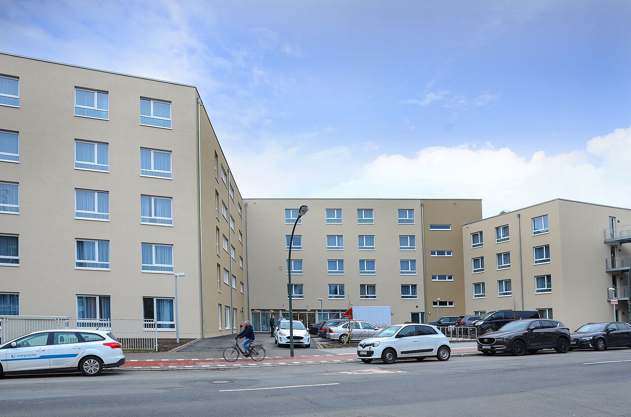 Außenansicht DRK Seniorenzentrum Gerresheimer Höhe